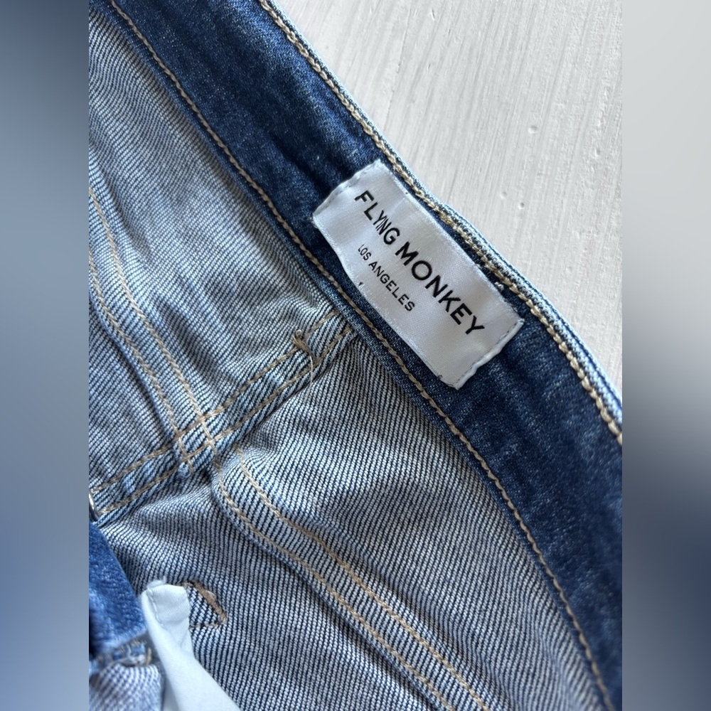 Flying Monkey Distressed Skinny Jean Size 29 - Picture 4 of 4